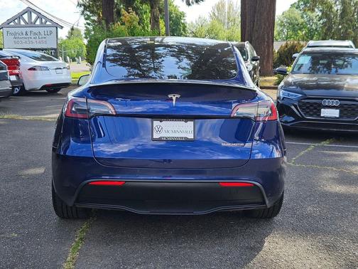 Deep Blue Metallic 2022 Tesla Model Y Performance Dual Motor All-Wheel Drive