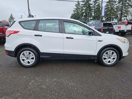 2016 Ford Escape S