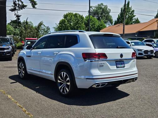 Opal White Pearl 2023 Volkswagen Atlas 3.6L SEL Premium