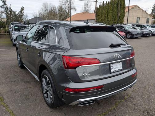 2023 Audi Q5 45 S line Premium Plus