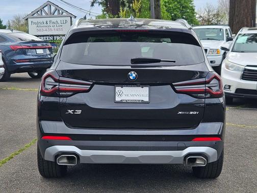 Carbon Black Metallic 2024 BMW X3 xDrive30i