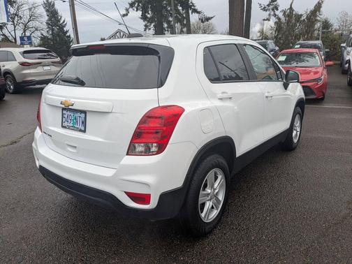 2022 Chevrolet Trax LS