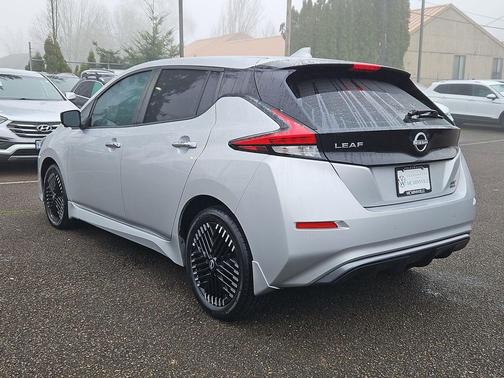 2023 Nissan Leaf SV PLUS 60 kWh