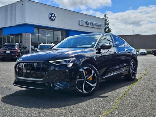 Brilliant Black 2023 Audi e-tron Sportback S line Premium Plus