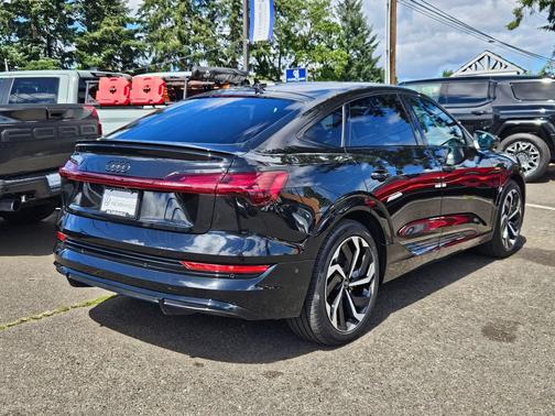 Brilliant Black 2023 Audi e-tron Sportback S line Premium Plus