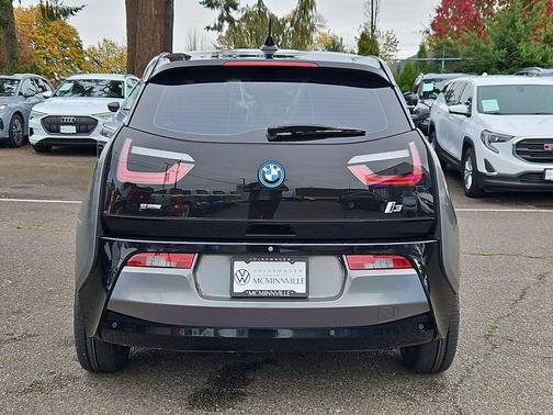 2016 BMW i3 Base w/Range Extender