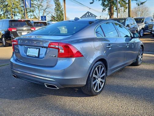 2017 Volvo S60 Inscription T5