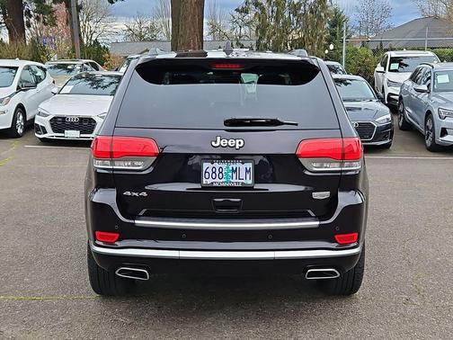2020 Jeep Grand Cherokee Summit