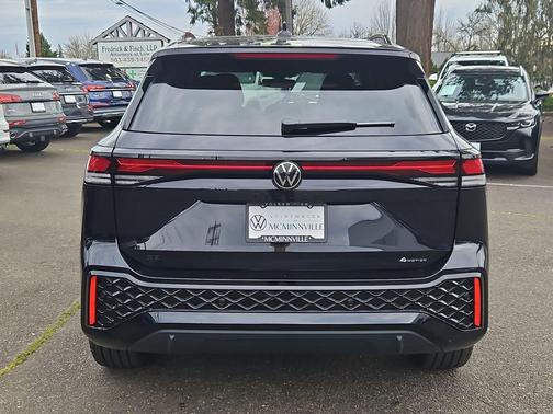 2026 Volkswagen Tiguan 2.0T SE R-Line Black 4MOTION