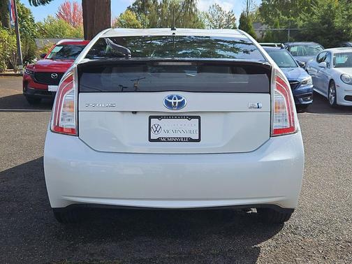 2015 Toyota Prius Three