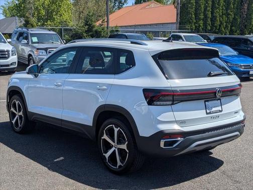 2025 Volkswagen Taos 1.5T SEL