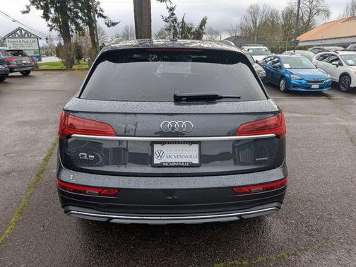 2023 Audi Q5 40 Premium Plus
