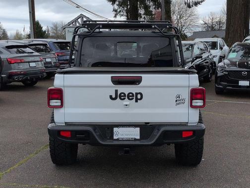 2022 Jeep Gladiator Willys 4x4
