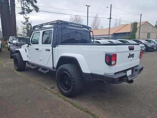 2022 Jeep Gladiator Willys 4x4