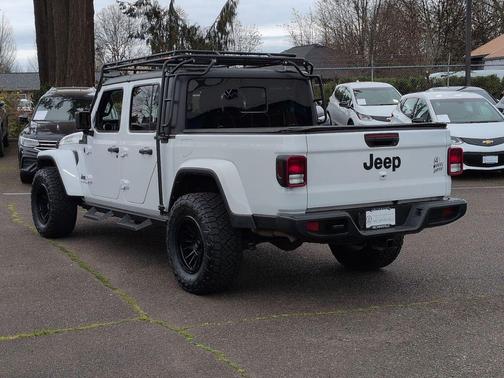 2022 Jeep Gladiator Willys 4x4