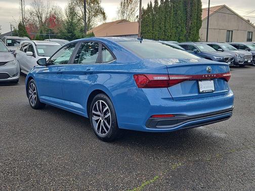 2025 Volkswagen Jetta 1.5T SE