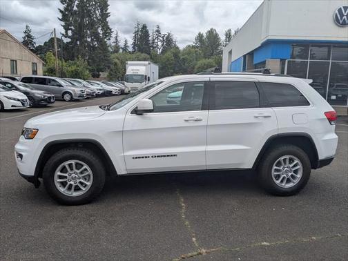 2019 Jeep Grand Cherokee Laredo