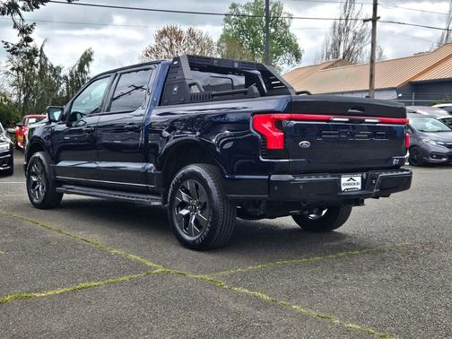 2023 Ford F-150 Lightning LARIAT