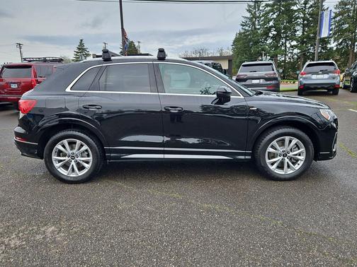 2023 Audi Q3 45 S line Premium Plus