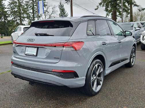 2023 Audi Q4 e-tron Premium Plus 50 quattro