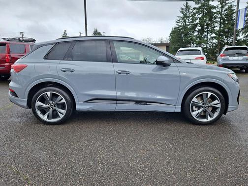 2023 Audi Q4 e-tron Premium Plus 50 quattro