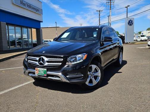 2017 Mercedes-Benz GLC 300 4MATIC