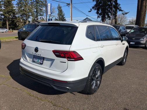 2023 Volkswagen Tiguan 2.0T SE 4MOTION