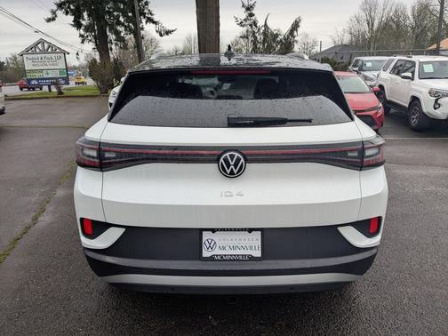 2023 Volkswagen ID.4 Pro S Plus