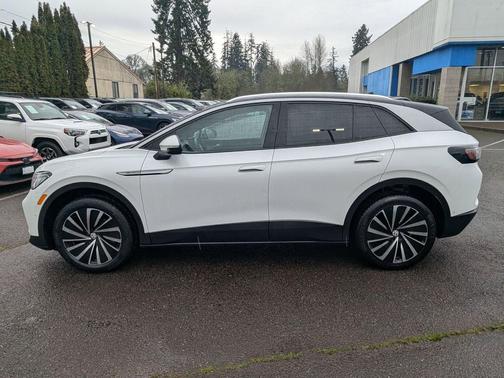 2023 Volkswagen ID.4 Pro S Plus