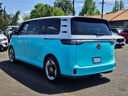 Candy White 2025 Volkswagen ID. Buzz Pro S