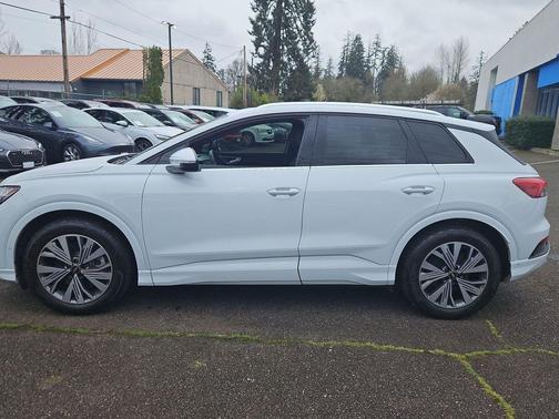 2023 Audi Q4 e-tron Premium Plus 40 RWD