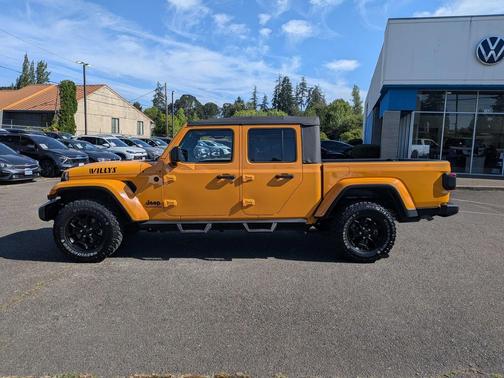 Nacho Clearcoat 2021 Jeep Gladiator Willys 4x4