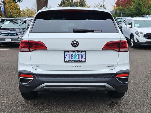 2024 Volkswagen Taos 1.5T SE