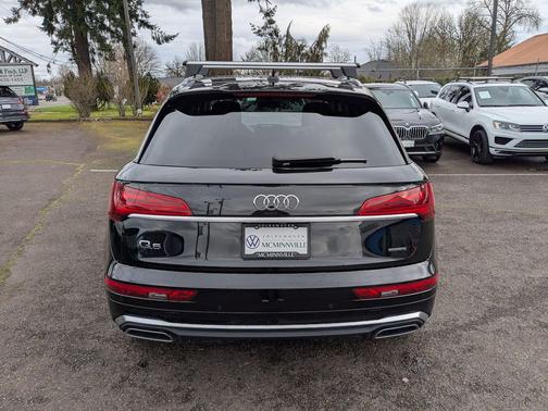 2022 Audi Q5 45 S line Premium Plus