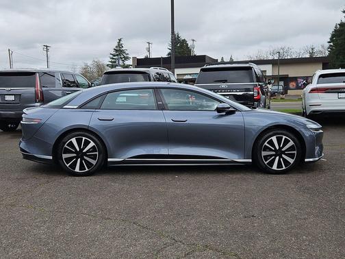 2024 Lucid Air Touring