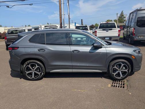 2025 Volkswagen Tiguan 2.0T SE 4MOTION