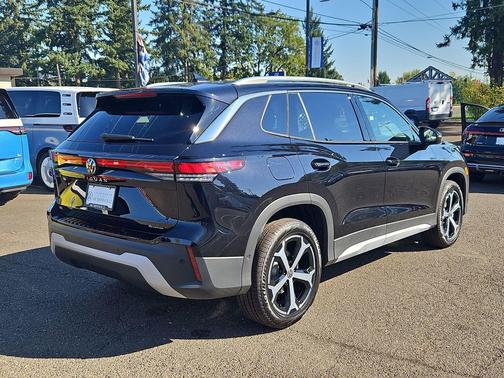 2025 Volkswagen Tiguan 2.0T SE 4MOTION