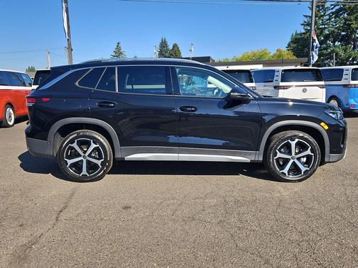 2025 Volkswagen Tiguan 2.0T SE 4MOTION