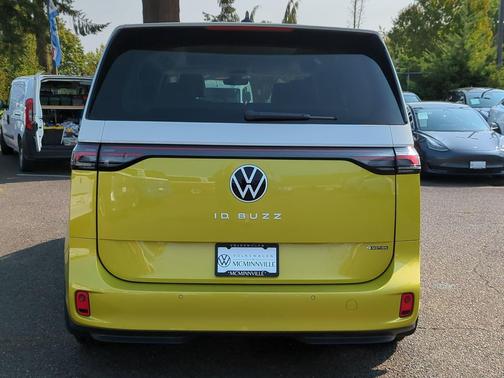 2025 Volkswagen ID. Buzz 1st Edition with 4MOTION