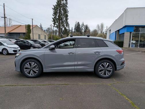 2023 Audi Q4 e-tron Premium Plus 40 RWD