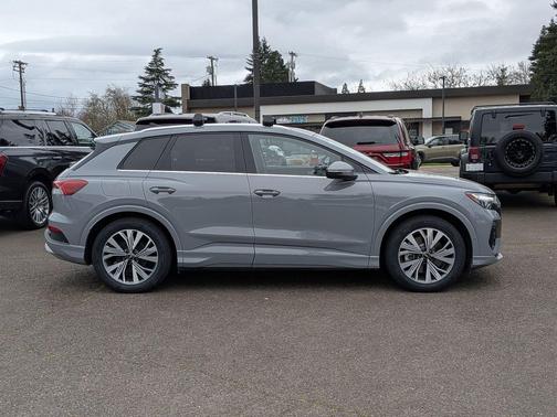 2023 Audi Q4 e-tron Premium Plus 40 RWD