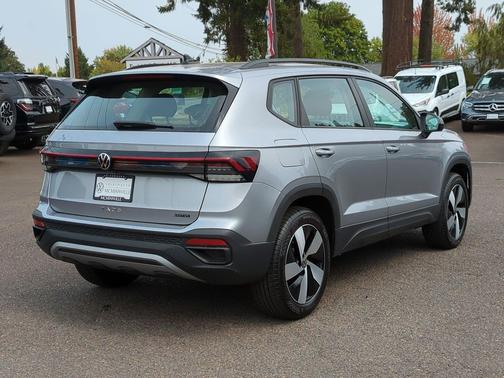 2025 Volkswagen Taos 1.5T S