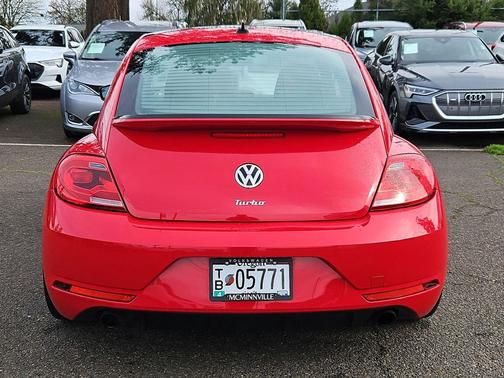 2014 Volkswagen Beetle DSG 2.0T R-Line