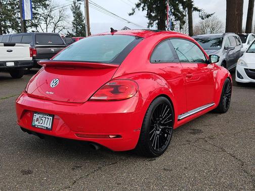 2014 Volkswagen Beetle DSG 2.0T R-Line