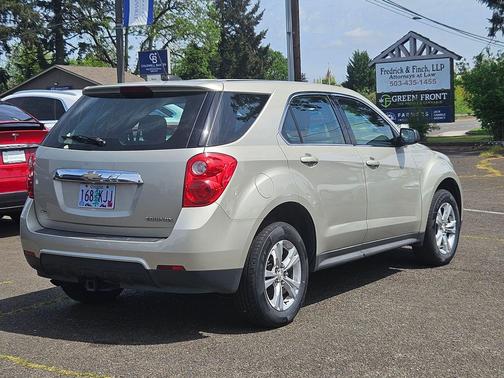 Champagne Silver Metallic 2015 Chevrolet Equinox LS