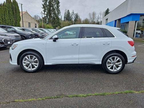 2023 Audi Q3 45 S line Premium Plus