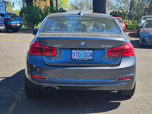 Mineral Gray Metallic 2018 BMW 330 xDrive