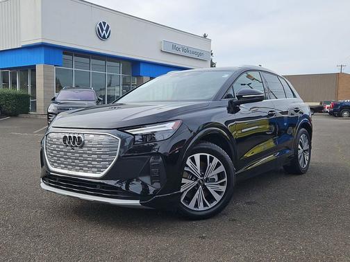 2023 Audi Q4 e-tron Premium Plus 40 RWD