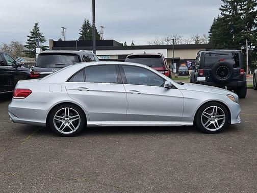 Iridium Silver Metallic 2016 Mercedes-Benz E-Class E 350 Sport