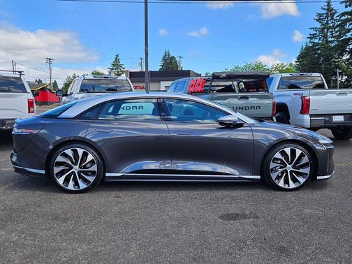 Quantum Gray Metallic 2023 Lucid Air Grand Touring